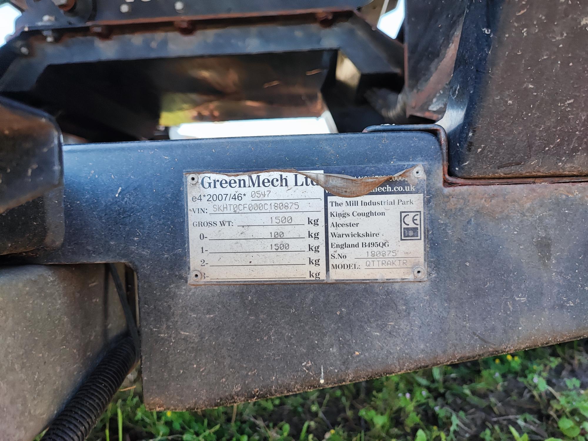 QUADTRAK 160 Raupenhäcksler + Anhänger *Gebraucht*